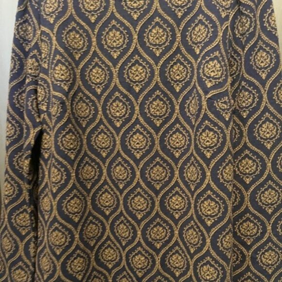 Retro Medallion Jacquard Puff Sleeve Shift Dress - Picture 5 of 16